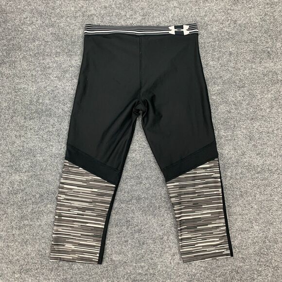 Under Armour Cropped Leggings Womens M Medium Black Fitted HeatGear Gym Workout - Picture 3 of 10